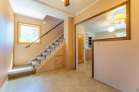 2 E Conan Street Ely MN 55731