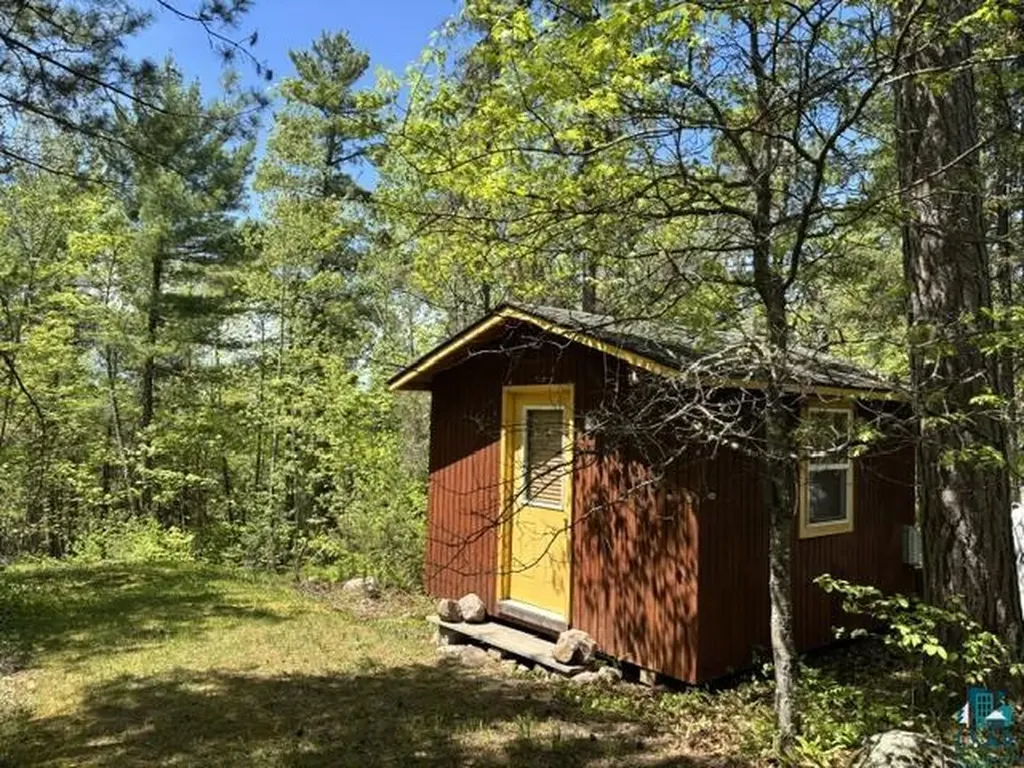5049 Big Lake Road Ely MN 55731