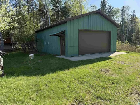 1340 Walsh Road Ely MN 55731