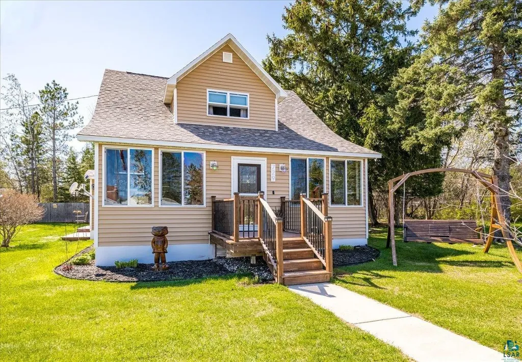 729 19th Street Two Harbors MN 55616