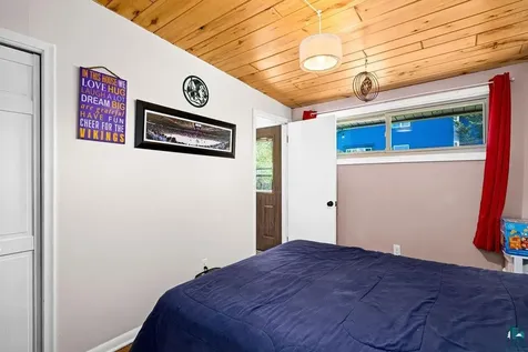 1724 Fern Avenue Duluth MN 55811
