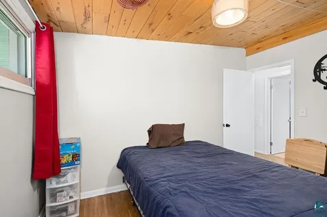 1724 Fern Avenue Duluth MN 55811
