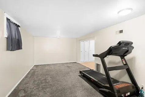 1724 Fern Avenue Duluth MN 55811