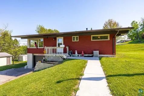 1724 Fern Avenue Duluth MN 55811