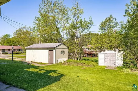 1724 Fern Avenue Duluth MN 55811