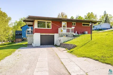 1724 Fern Avenue Duluth MN 55811