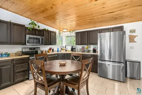 1724 Fern Avenue Duluth MN 55811