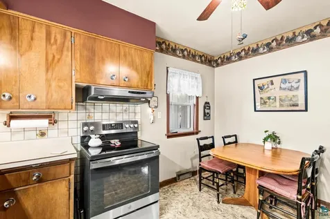 3909 W 4th Street Duluth MN 55807