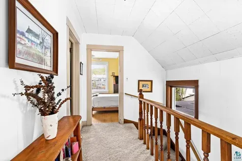3909 W 4th Street Duluth MN 55807