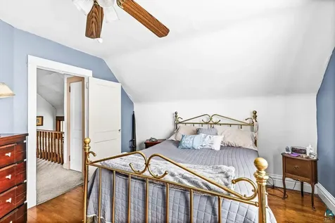3909 W 4th Street Duluth MN 55807
