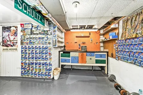 3909 W 4th Street Duluth MN 55807
