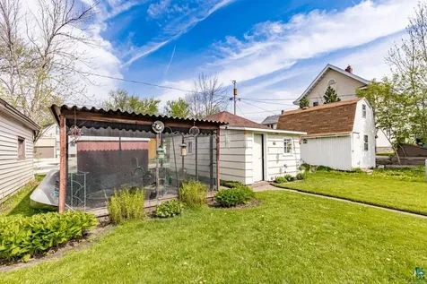 3909 W 4th Street Duluth MN 55807