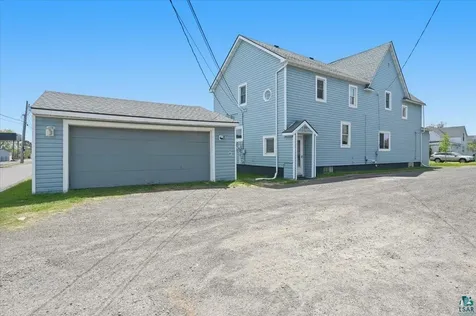2811 E 3rd Street Superior WI 54880