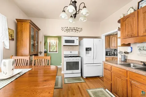427 N 63rd Avenue W Duluth MN 55807