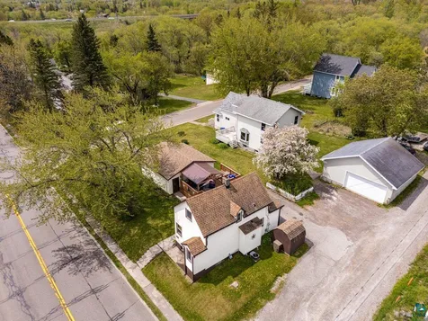 427 N 63rd Avenue W Duluth MN 55807