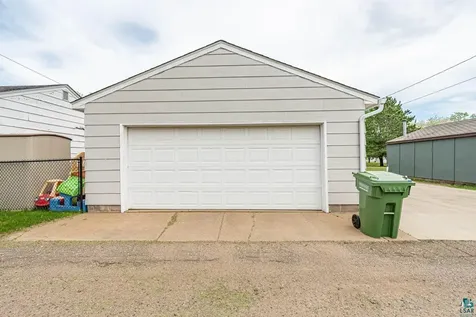 3219 4th Avenue W Hibbing MN 55746