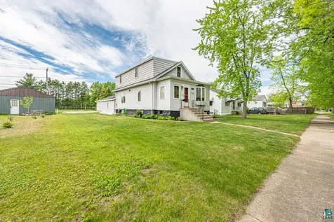 3219 4th Avenue W Hibbing MN 55746