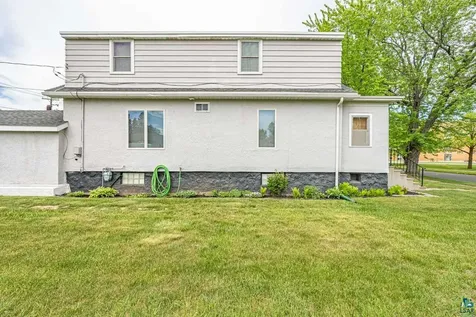 3219 4th Avenue W Hibbing MN 55746