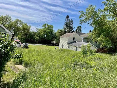 415 E 9th Street Duluth MN 55805