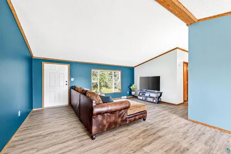 5404 S Midbon Road Superior WI 54880