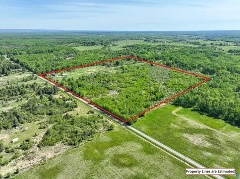 5404 S Midbon Road Superior WI 54880