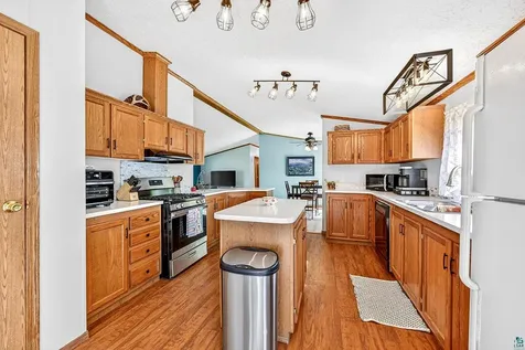 5404 S Midbon Road Superior WI 54880