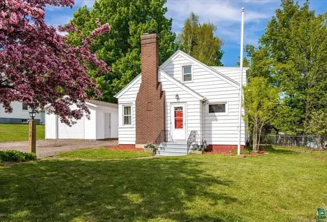 1904 Piedmont Avenue Duluth MN 55811