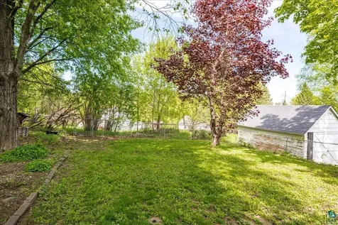 1904 Piedmont Avenue Duluth MN 55811