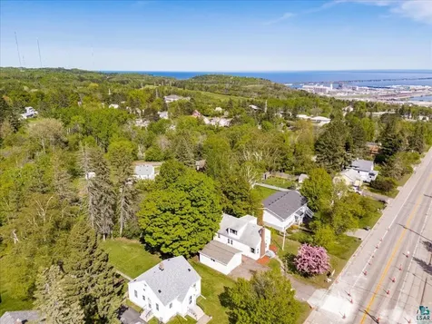 1904 Piedmont Avenue Duluth MN 55811