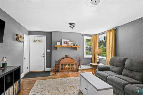 1904 Piedmont Avenue Duluth MN 55811