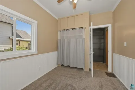 5319 E 3rd Street Superior WI 54880