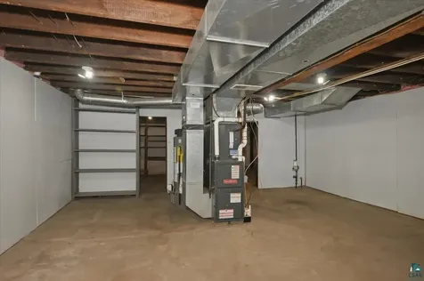 5319 E 3rd Street Superior WI 54880