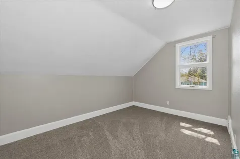 5319 E 3rd Street Superior WI 54880