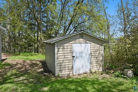 5319 E 3rd Street Superior WI 54880