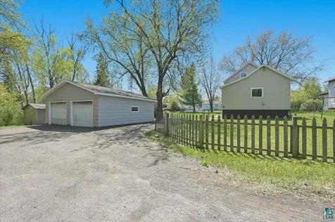 5319 E 3rd Street Superior WI 54880