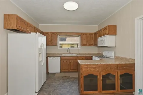 5319 E 3rd Street Superior WI 54880