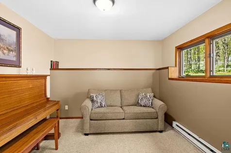 5558 E Grandview Road Proctor MN 55810