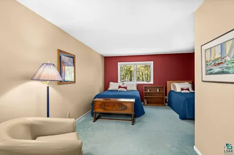 5558 E Grandview Road Proctor MN 55810