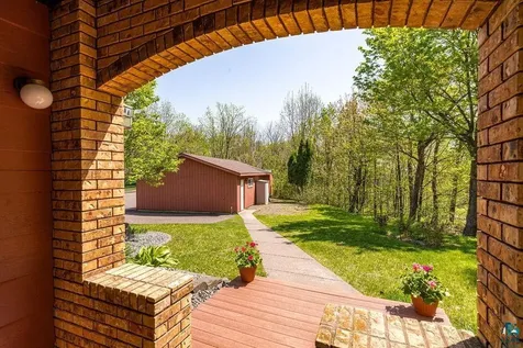 5558 E Grandview Road Proctor MN 55810