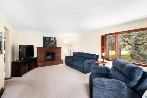 4808 Midway Road Duluth MN 55811
