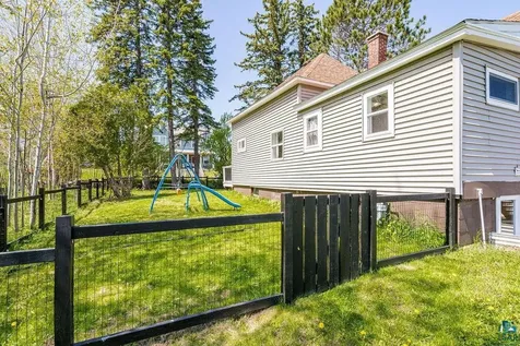 30 E 11th Street Duluth MN 55805
