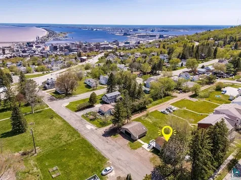 30 E 11th Street Duluth MN 55805