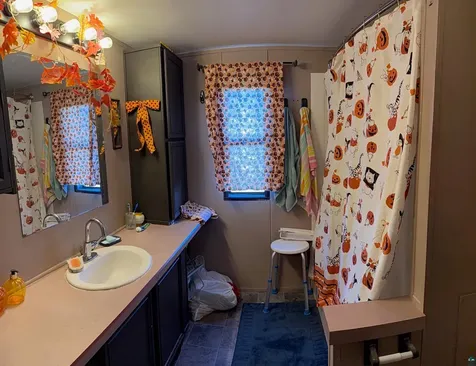 19 Magnolia Drive Duluth MN 55810