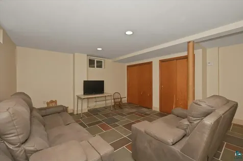 11C Hayes Court Superior WI 54880