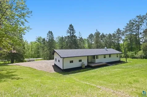 2253 Hay Lake Road Carlton MN 55718