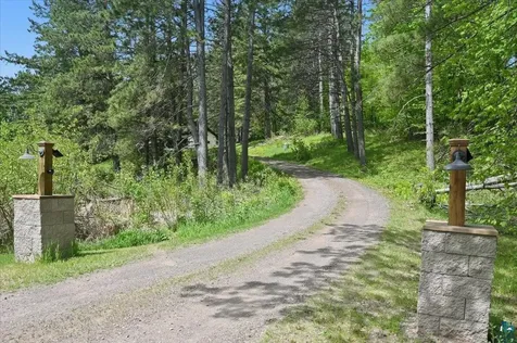 2253 Hay Lake Road Carlton MN 55718