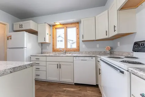41 Astor Road Babbitt MN 55706