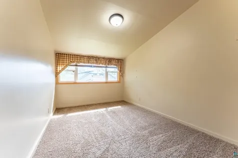 41 Astor Road Babbitt MN 55706