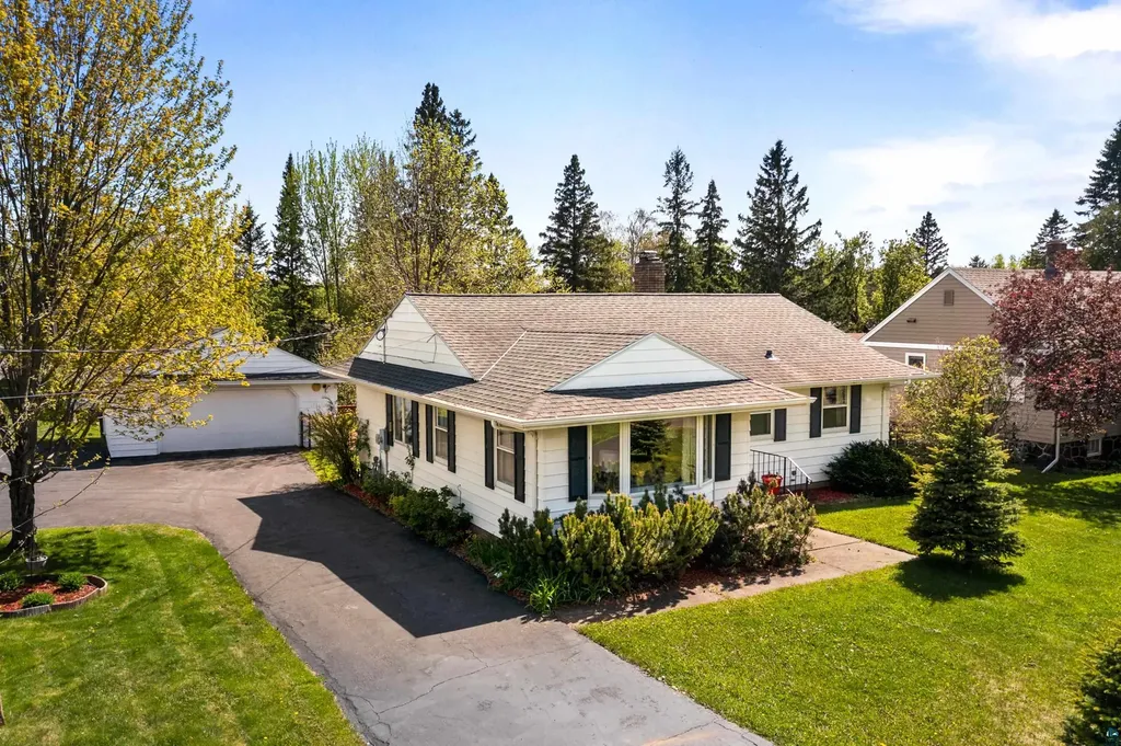 2602 Harvey Street Duluth MN 55811