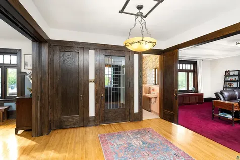 2221 E 4th Street Duluth MN 55812